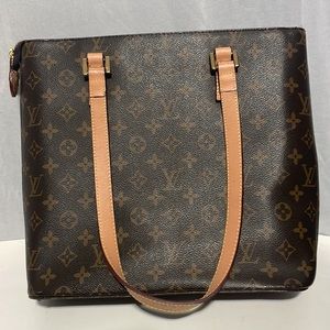 Louis Vuitton Handbag